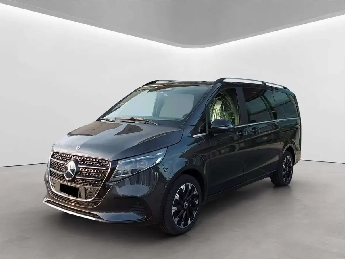 Nuova Mercedes V250 Avantgarde 190 CV (139 kW) 2026 Nero ossidiana Monovolume