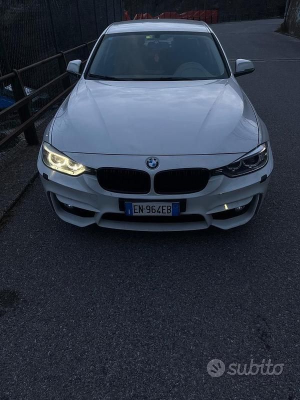 Usata BMW 318 2012 Bianco Berlina