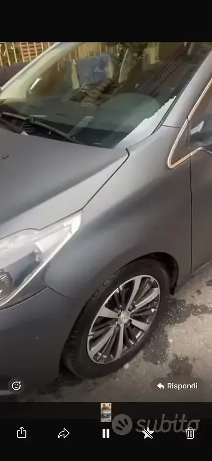Usata Peugeot 208 Allure 100 CV (73 kW) 2016 Grigio Utilitaria