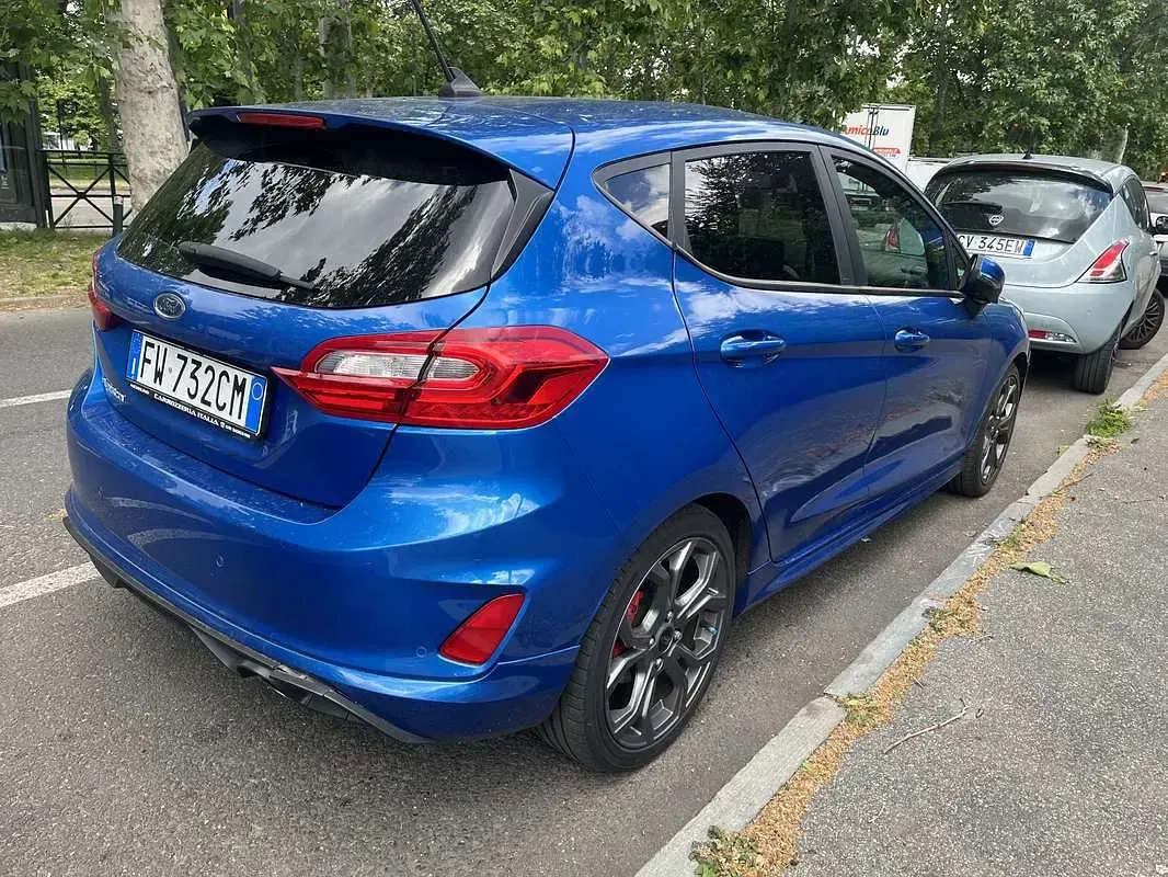 Usata Ford Fiesta Active 101 CV (74 kW) 2019 Utilitaria