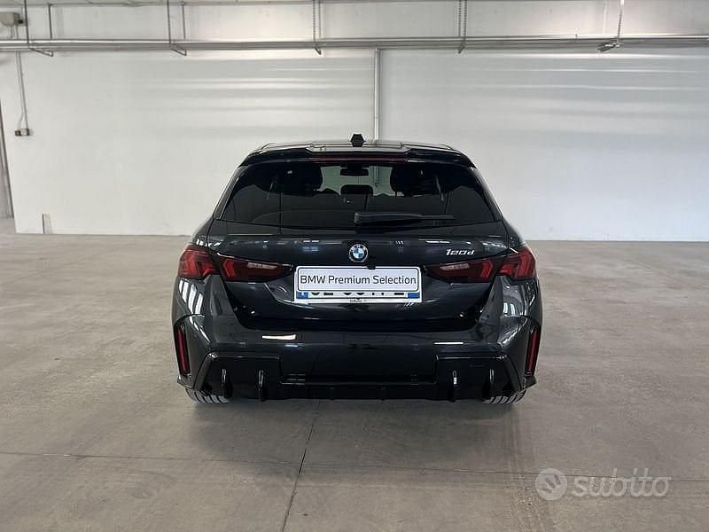 Usata BMW 120 Performance 163 CV (119 kW) 2025 Nero Utilitaria