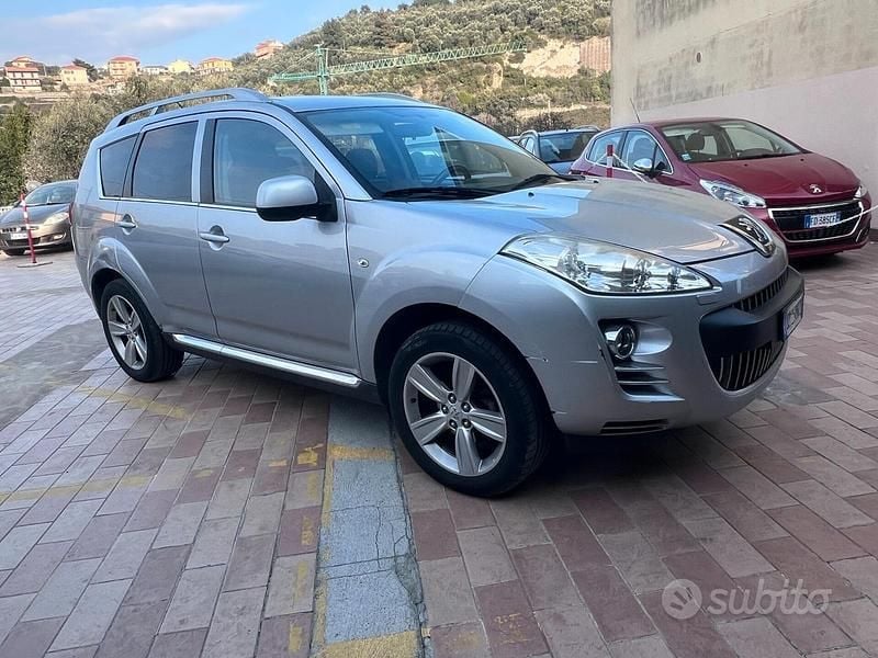 Usata Peugeot 4007 156 CV (114 kW) 2008 Grigio SUV