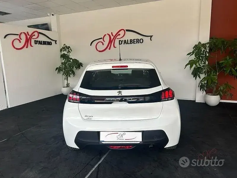 Usata Peugeot 208 Active 75 CV (55 kW) 2022 Bianco Utilitaria