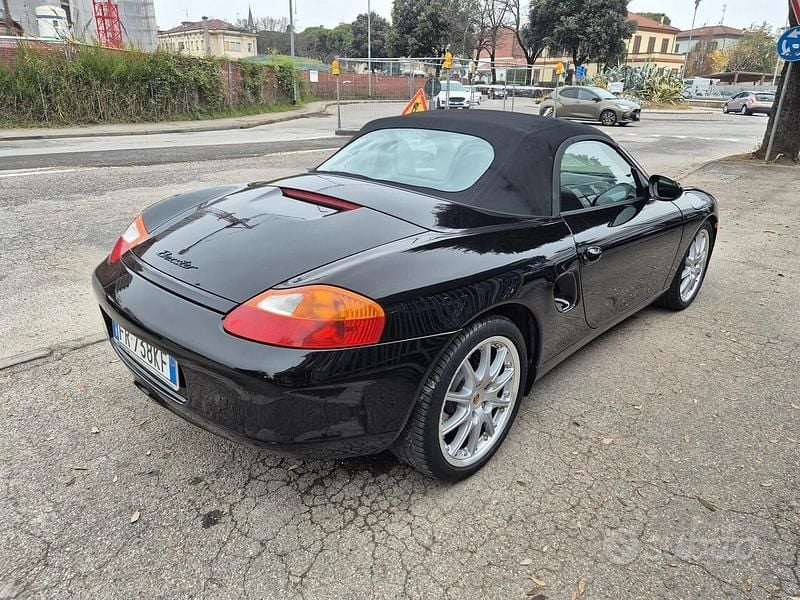 Usata Porsche Boxster 204 CV (150 kW) 1998 Nero Cabrio