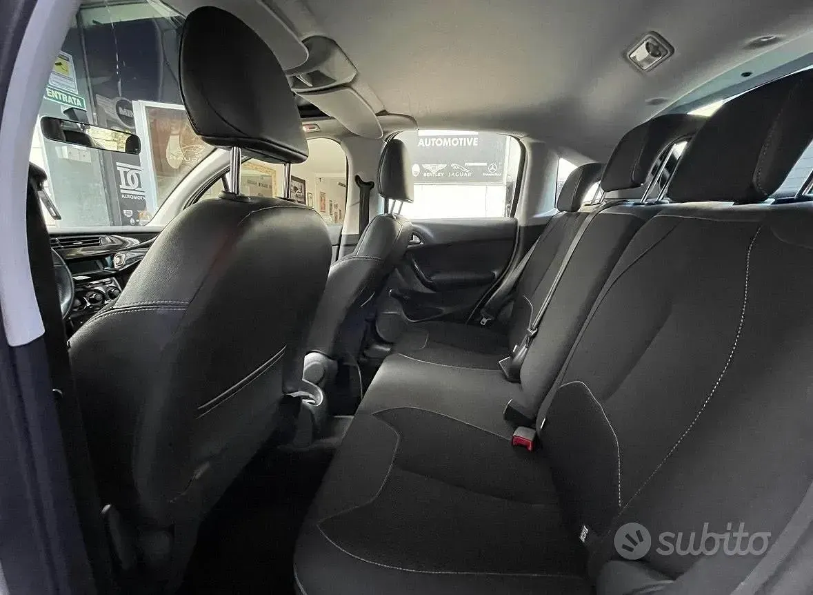 Usata Citroën C3 Exclusive 60 CV (44 kW) 2011 Bianco Berlina