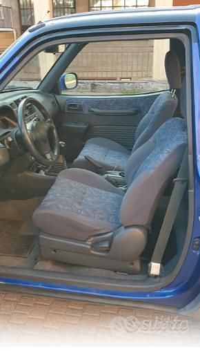 Usata Toyota RAV4 128 CV (94 kW) 2000 Blu SUV
