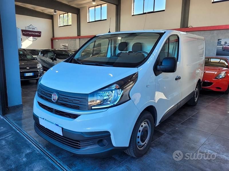 Bianco Usata 2021 Fiat Talento Monovolume | 14.000 € (Super prezzo) - Immagine 1/4