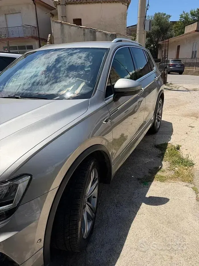 Usata VW Tiguan 150 CV (110 kW) 2020 Grigio SUV