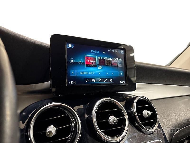 Usata Mercedes GLC200 Business 163 CV (119 kW) 2021 Grigio SUV