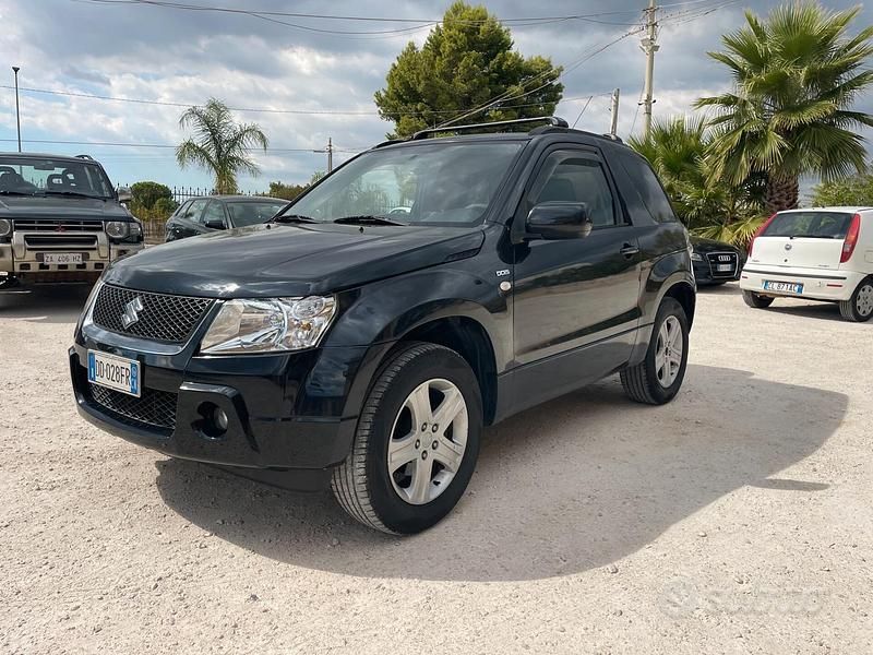 Usata Suzuki Grand Vitara 129 CV (94 kW) 2006 Nero SUV