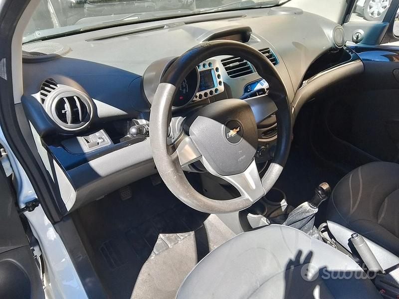 Usata Chevrolet Spark 68 CV (50 kW) 2013 Bianco Utilitaria