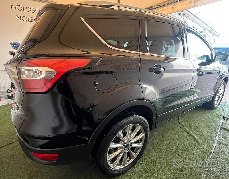 Usata Ford Kuga ST-Line 150 CV (110 kW) 2017 Nero SUV