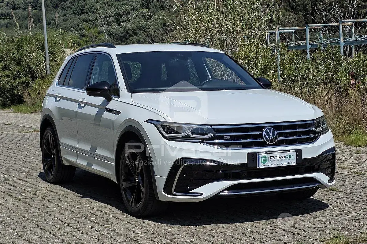 Usata VW Tiguan R-line 150 CV (110 kW) 2021 Bianco SUV