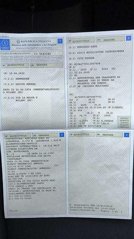 Nero Usata 2022 Mercedes Vito Furgone | 20.000 € (Ottimo prezzo) - Immagine 1/4