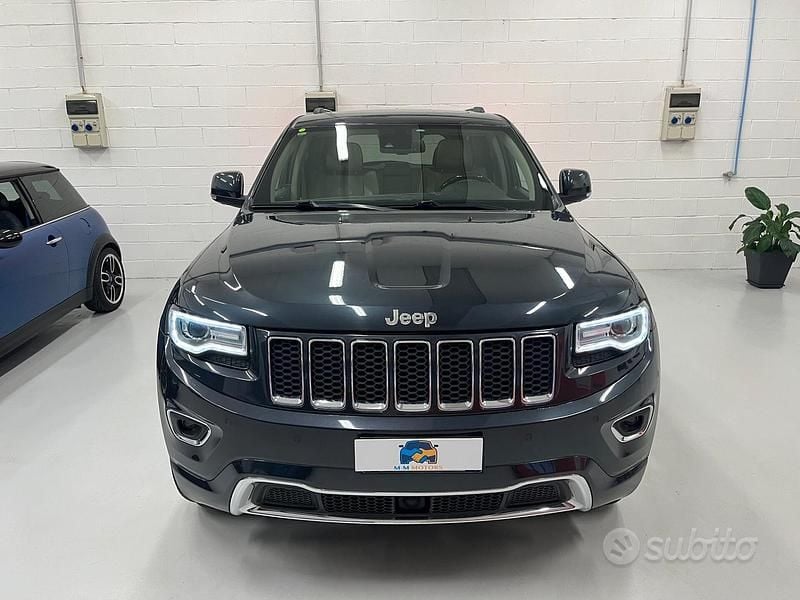 Usata Jeep Cherokee 250 CV (183 kW) 2014 Grigio SUV