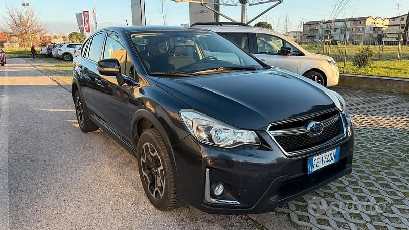 Usata Subaru XV 146 CV (107 kW) 2016 Grigio SUV