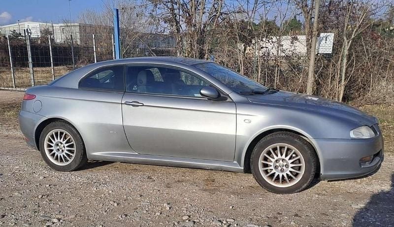 Usata Alfa Romeo GT Distinctive 140 CV (102 kW) 2008 Coupé
