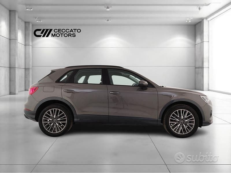 Usata Audi Q3 Advanced 150 CV (110 kW) 2023 Grigio SUV