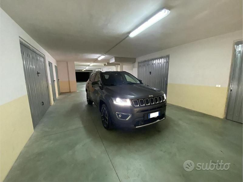 Usata Jeep Compass Limited 2018 Grigio SUV