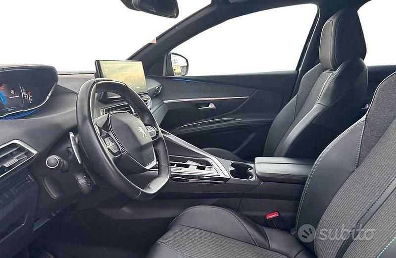 Usata Peugeot 3008 Allure 131 CV (96 kW) 2023 Blu SUV