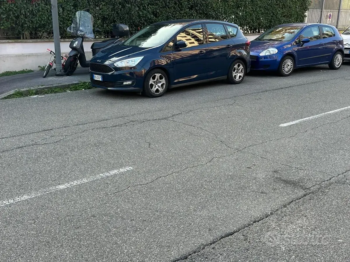 Usata Ford C-MAX 100 CV (73 kW) 2015 Bluazzurro Monovolume