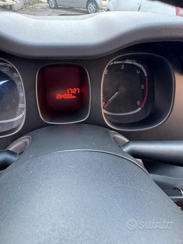 Usata Fiat Panda 75 CV (55 kW) 2012 Utilitaria