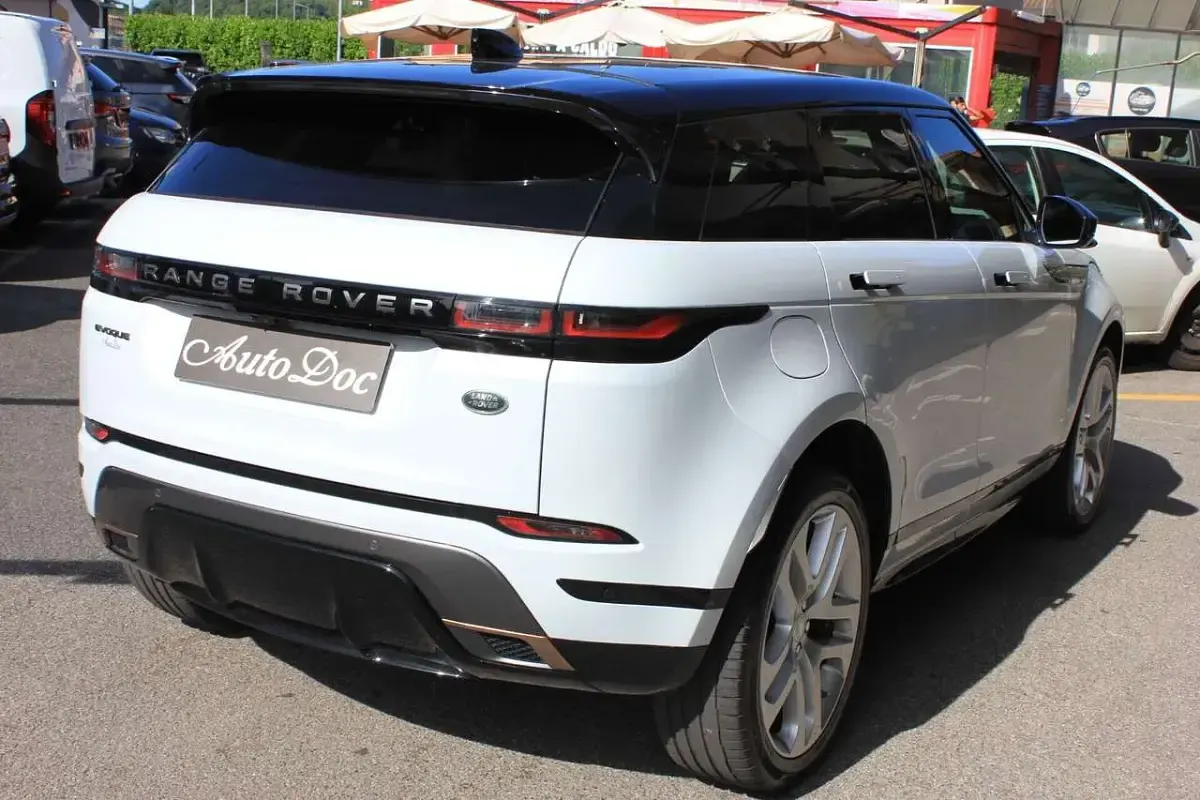 Usata Land Rover Range Rover evoque First Edition 249 CV (183 kW) 2019 Bianco SUV
