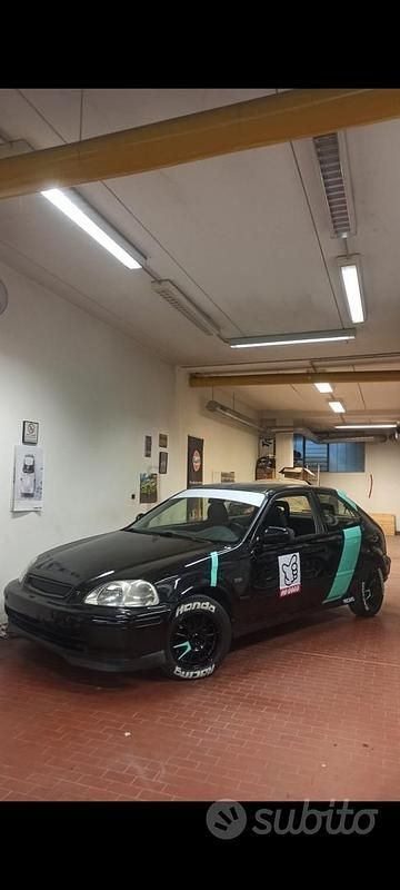 Usata 1998 Honda Civic Due volumi | 5000 € - Immagine 1/4