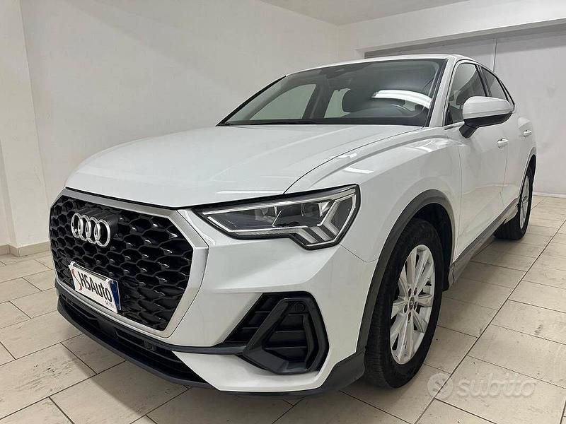 Bianco Usata 2022 Audi Q3 Sportback Business Plus SUV | 34.700 € (Ottimo prezzo) - Immagine 1/4