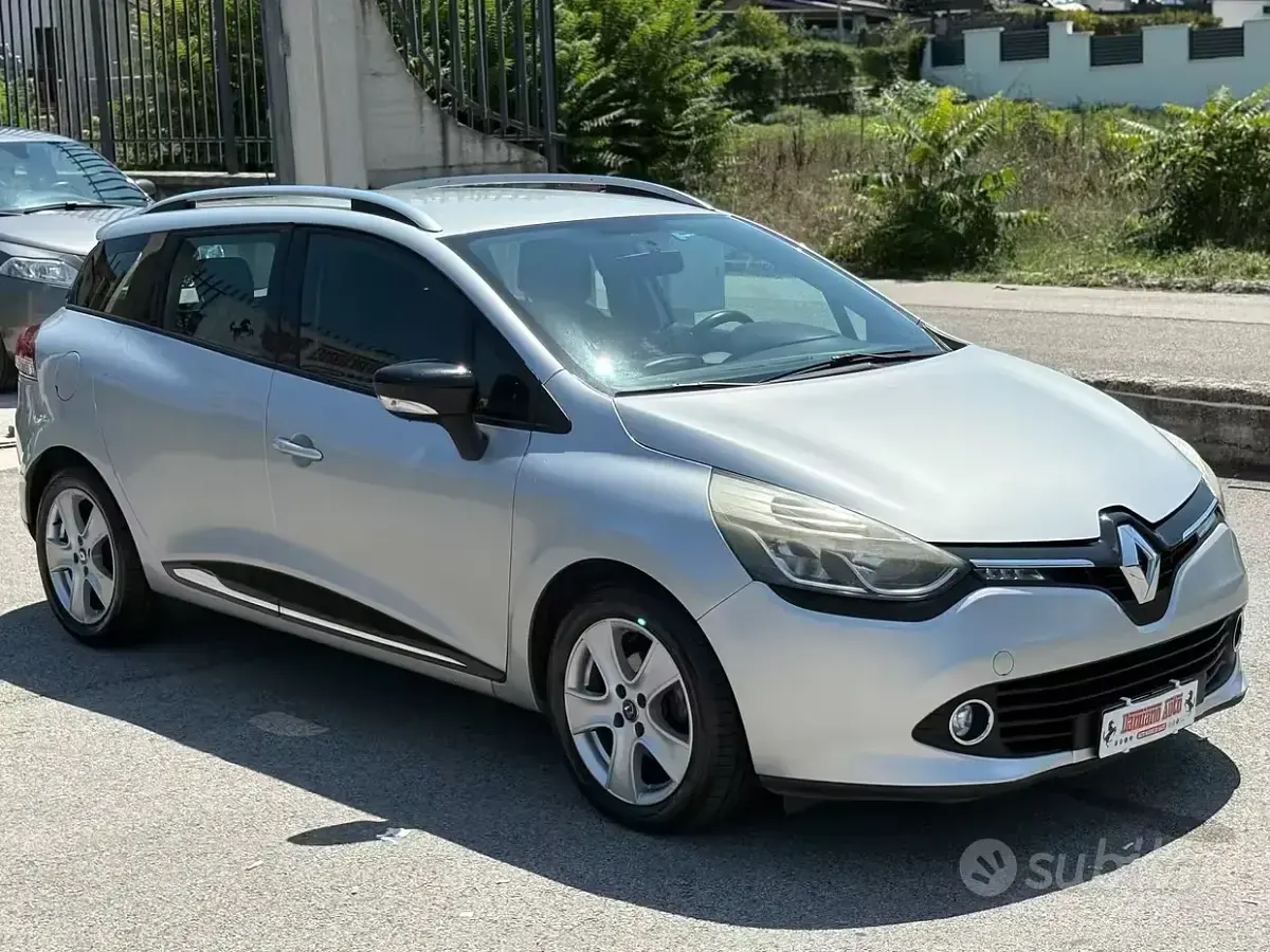 Usata Renault Clio 75 CV (55 kW) 2015 Grigio Station wagon