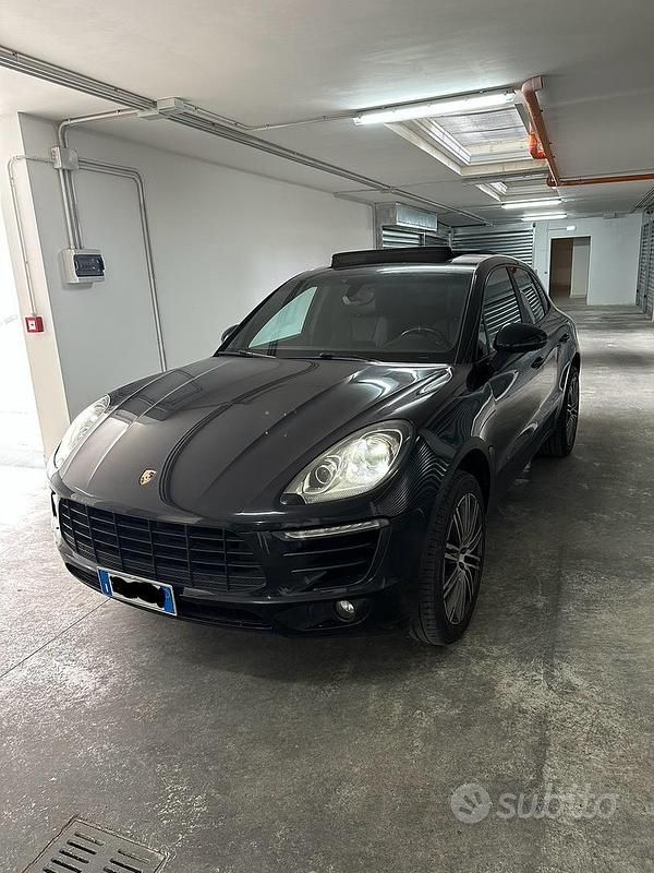 Usata 2015 Porsche Macan SUV | 29.000 € (Super prezzo) - Immagine 1/4