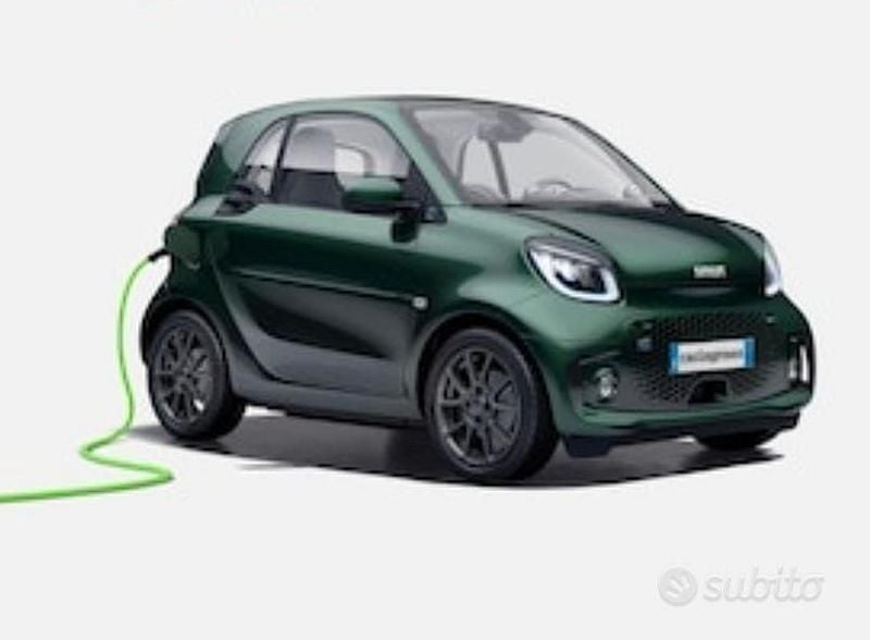 Usata Smart ForTwo Electric Drive 41 kW (56 CV) 2022 Verde Coupé