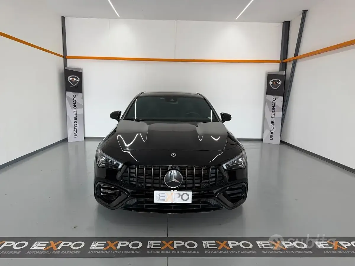 Usata Mercedes CLA45 AMG Shooting Brake AMG 421 CV (309 kW) 2023 Nero Station wagon