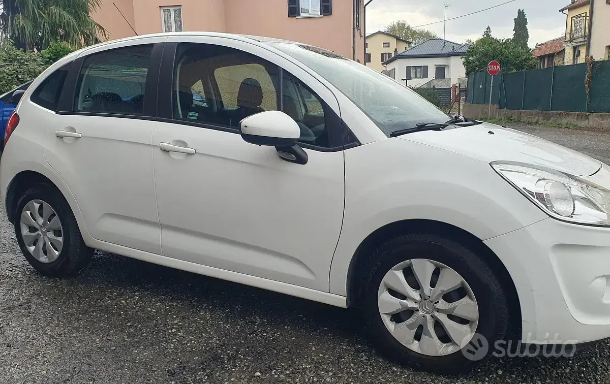 Usata Citroën C3 Exclusive 60 CV (44 kW) 2012 Bianco Berlina