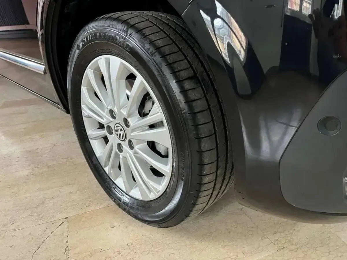 Usata VW Multivan Highline 150 CV (110 kW) 2021 Nero Monovolume