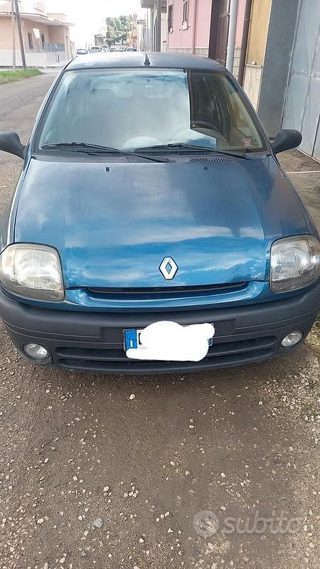 Usata Renault Clio II 1999 Utilitaria