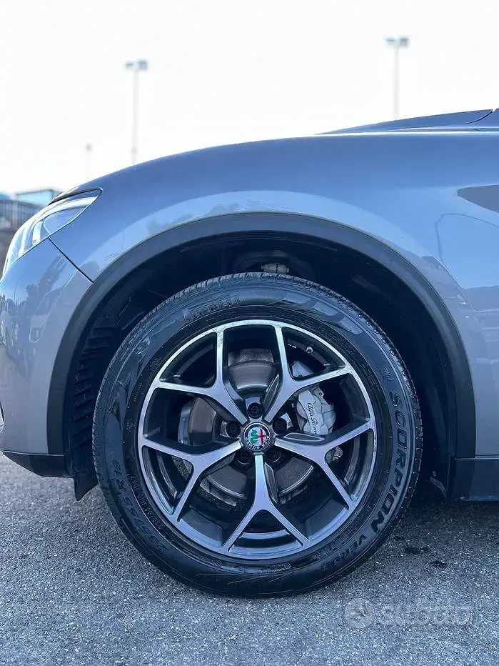 Usata Alfa Romeo Stelvio 210 CV (154 kW) 2018 Grigio SUV