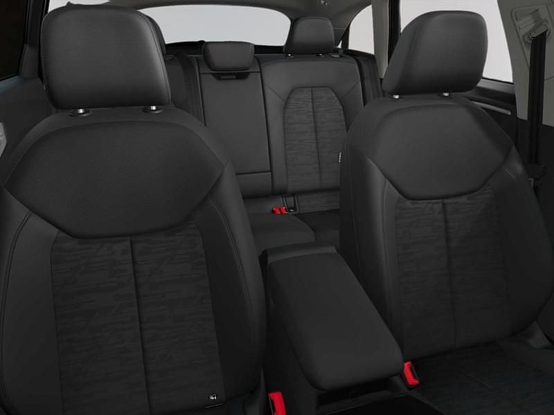 Usata Audi A5 Advanced 204 CV (150 kW) 2025 Argento Station wagon