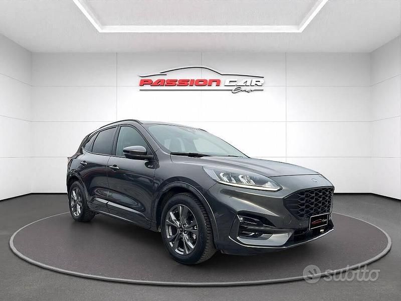 Grigio Usata 2024 Ford Kuga ST-Line SUV | 24.990 € (Buon prezzo) - Immagine 1/4