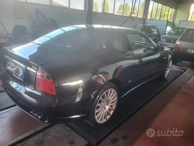 Begagnad Maserati 4200 GT 390 HK (286 kW) 2002 Svart Sportkupé
