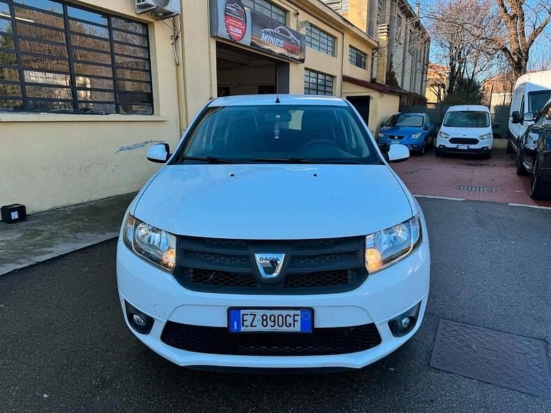 Usata Dacia Sandero 75 CV (55 kW) 2015 Bianco Berlina