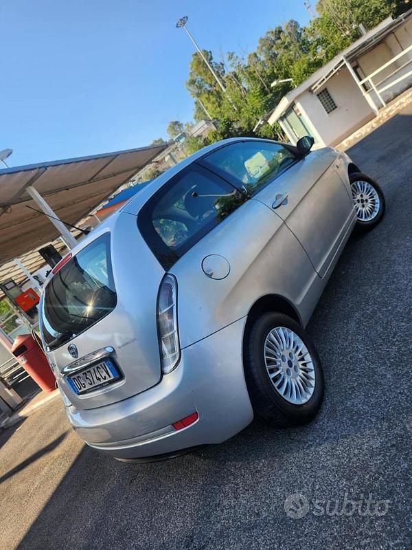 Usata Lancia Ypsilon 2007 Grigio Utilitaria