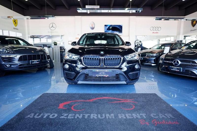Usata BMW 118 150 CV (110 kW) 2019 Nero Utilitaria