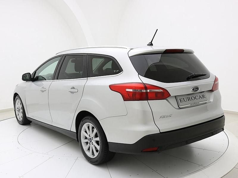 Usata Ford Focus Titanium 120 CV (88 kW) 2017 Argento Station wagon