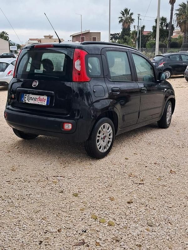 Usata Fiat Panda Easy 74 CV (54 kW) 2013 Nero Berlina