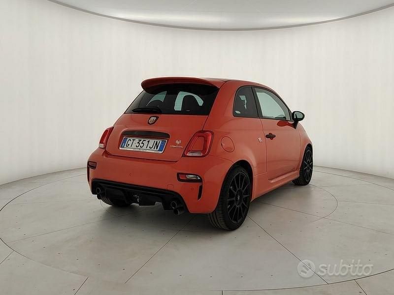Usata Abarth 695 Competizione 180 CV (132 kW) 2024 Arancione Utilitaria
