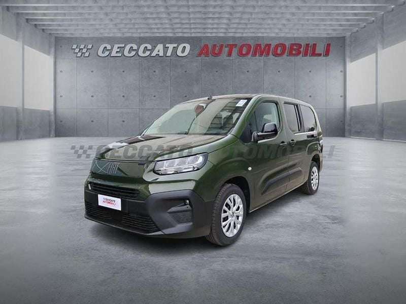 Nuova Fiat Doblò 131 CV (96 kW) 2026 Verde Monovolume