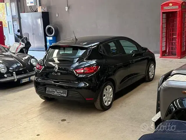 Usata Renault Clio IV Life 73 CV (53 kW) 2017 Nero Berlina