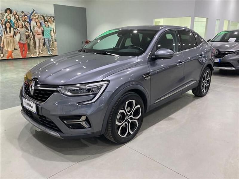 Usata Renault Arkana Intens 145 CV (106 kW) 2023 Grigio scuro SUV