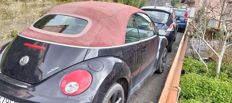 Usata VW New Beetle Edition 102 CV (75 kW) 2007 Nero Utilitaria